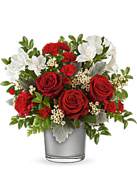 Teleflora's Midnight Kiss Bouquet